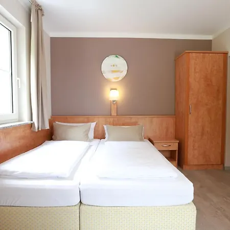 Hofgut Langenborn Wohnen Auf Zeit Möblierte Aschaffenburg Alzenau Frankfurt Hotel 3*