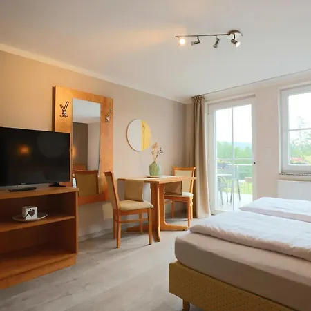 Hofgut Langenborn Wohnen Auf Zeit Möblierte Aschaffenburg Alzenau Frankfurt 3* Schollkrippen