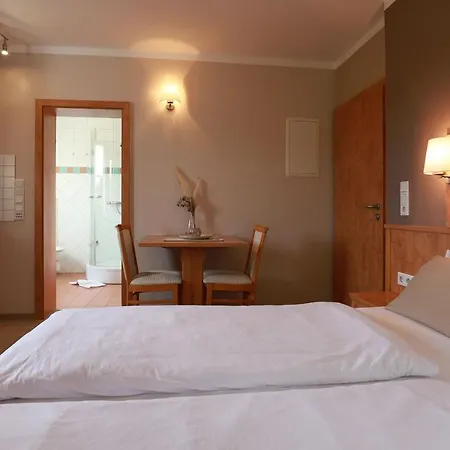 Hofgut Langenborn Wohnen Auf Zeit Möblierte Aschaffenburg Alzenau Frankfurt 3*