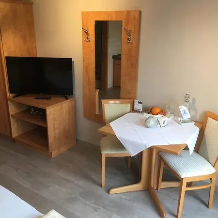 Hofgut Langenborn Wohnen Auf Zeit Möblierte Aschaffenburg Alzenau Frankfurt Hotel