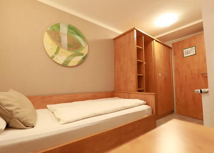 Hofgut Langenborn Wohnen Auf Zeit Moeblierte Aschaffenburg Alzenau Frankfurt 3*