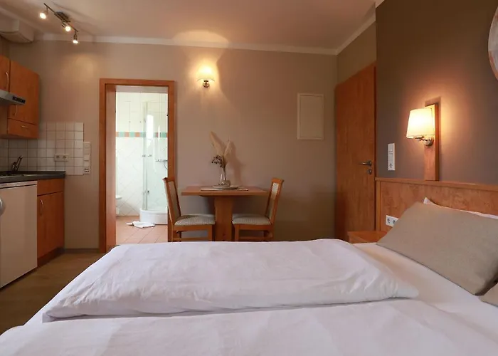 Hofgut Langenborn Wohnen Auf Zeit Moeblierte Aschaffenburg Alzenau Frankfurt 3*