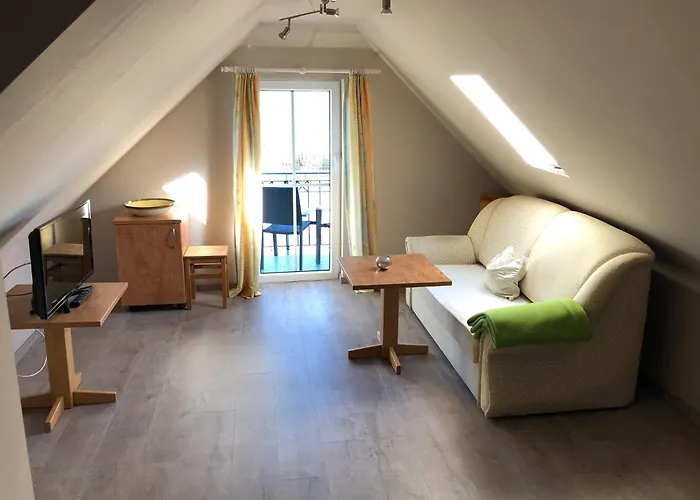 Hofgut Langenborn Wohnen Auf Zeit Moeblierte Aschaffenburg Alzenau Frankfurt 3* Schollkrippen