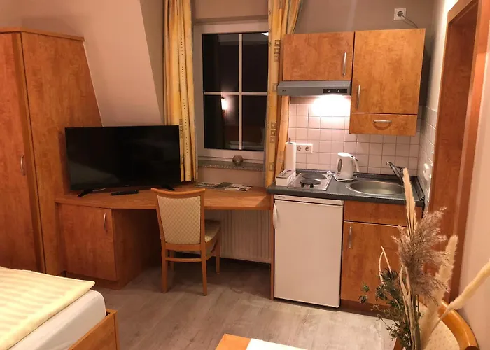 Ξενοδοχείο Hofgut Langenborn Wohnen Auf Zeit Moeblierte Aschaffenburg Alzenau Frankfurt 3*