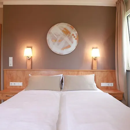 Hofgut Langenborn Wohnen Auf Zeit Moeblierte Aschaffenburg Alzenau Frankfurt Hotel