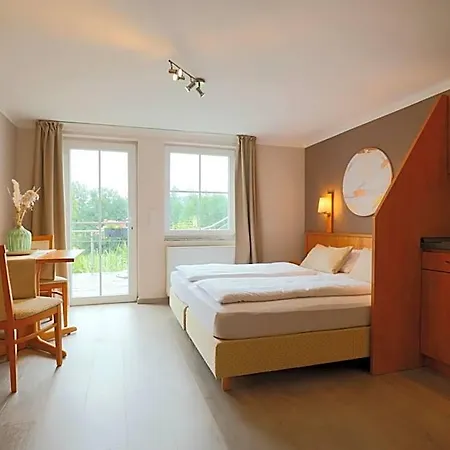 Hofgut Langenborn Wohnen Auf Zeit Moeblierte Aschaffenburg Alzenau Frankfurt فندق 3*